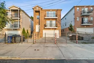 280 S 20th St, Newark, NJ 07103 - Photo 1