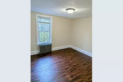 452 B Pursel St, Phillipsburg, NJ 08865 - Photo 3