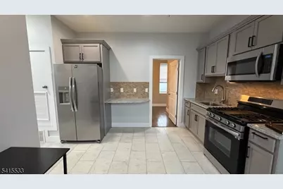 273 16th Ave #3R, Newark, NJ 07103 - Photo 5