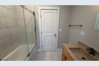 273 16th Ave #3R, Newark, NJ 07103 - Photo 9