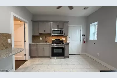 273 16th Ave #3R, Newark, NJ 07103 - Photo 3