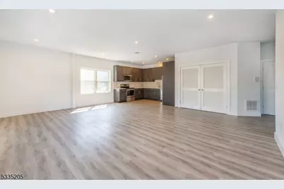 78 Barbour St #7, Haledon, NJ 07508 - Photo 3