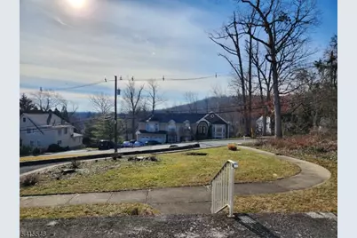 116 Johnston Dr, Watchung, NJ 07069 - Photo 1