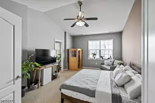 75 Wesmont Drive, Wood Ridge, NJ 07075 - Photo 13