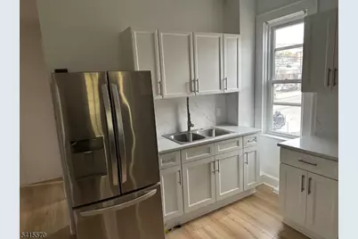 186 Main Ave, Passaic, NJ 07055 - Photo 5