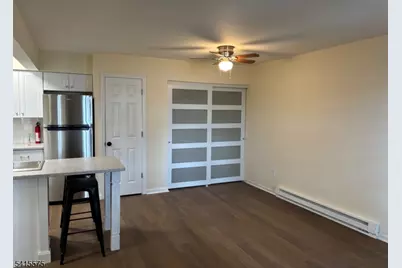 11 Mountain Court, Bedminster Township, NJ 07921 - Photo 5