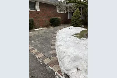 28 Overlook Rd, Little Falls Township, NJ 07424 - Photo 3