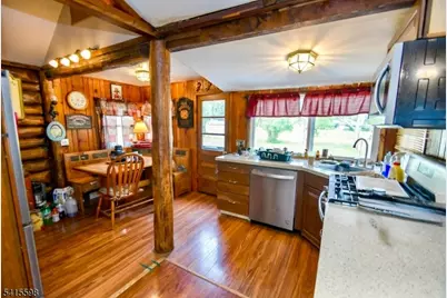 21 Grandview Ave, Jefferson Township, NJ 07460 - Photo 3