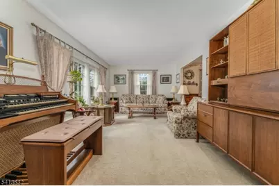 14 Ramsey Rd, Clinton Township, NJ 08833 - Photo 11