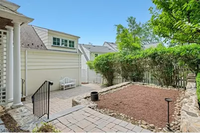 49 Norwood Ave, Summit, NJ 07901 - Photo 31