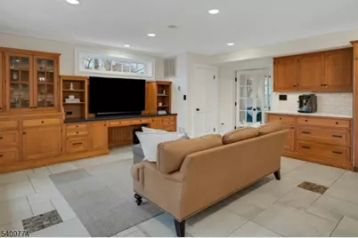 49 Norwood Ave, Summit, NJ 07901 - Photo 15