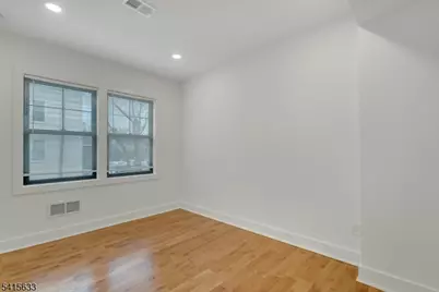71 Mission St #2, Montclair, NJ 07042 - Photo 9