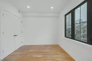 71 Mission St, Montclair, NJ 07042 - Photo 11