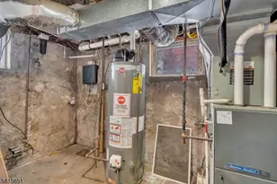 323 Van Houten Ave, Passaic, NJ 07055 - Photo 25