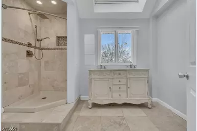 323 Van Houten Ave, Passaic, NJ 07055 - Photo 15