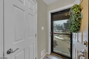 104 Wood Duck Ct, Allamuchy Township, NJ 07840 - Photo 5