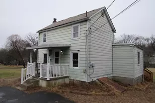 17 Lackawanna St, Hampton Boro, NJ 08827 - Photo 3