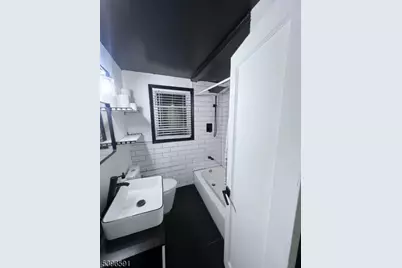 145 Parker Ave, Hawthorne, NJ 07506 - Photo 11