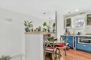 1004 Cypress Ln, East Brunswick Township, NJ 08816 - Photo 7