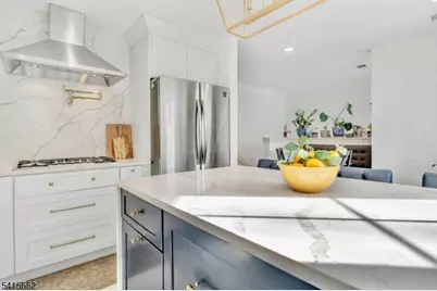 1004 Cypress Ln, East Brunswick Township, NJ 08816 - Photo 3