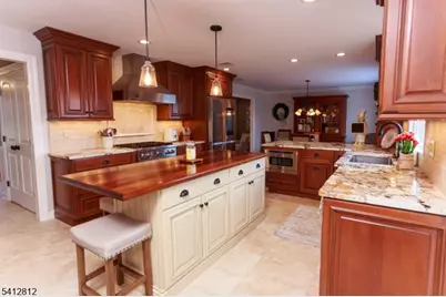 4 Victoria Dr, Mount Olive, NJ 07836 - Photo 19