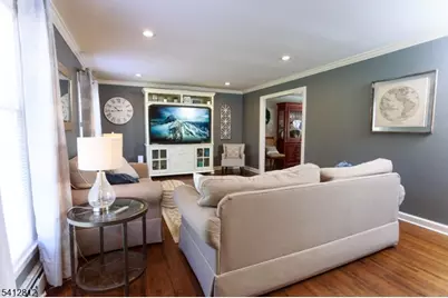 4 Victoria Dr, Mount Olive, NJ 07836 - Photo 5