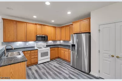 7204 Westover Way #7204, Franklin Township, NJ 08873 - Photo 25