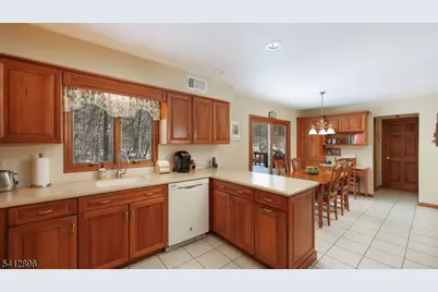 21 Lenape Trl, Warren Township, NJ 07059 - Photo 11