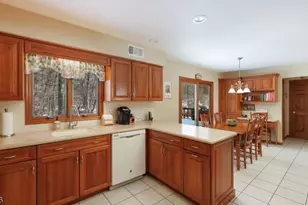 21 Lenape Trail, Warren Township, NJ 07059 - Photo 11