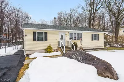 9 Temple Trl, Hopatcong, NJ 07843 - Photo 21