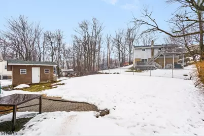 9 Temple Trl, Hopatcong, NJ 07843 - Photo 19