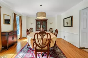 115 Berkeley Cir, Bernards Township, NJ 07920 - Photo 11