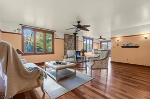 2 Oneida Ave, Hopatcong, NJ 07843 - Photo 7