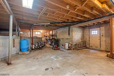 2 Oneida Ave, Hopatcong, NJ 07843 - Photo 33