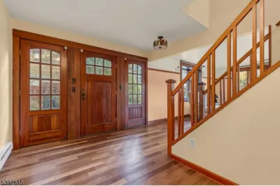 2 Oneida Ave, Hopatcong, NJ 07843 - Photo 5