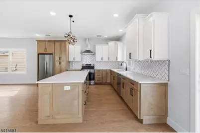 34 Zazzetti St, Waldwick, NJ 07463 - Photo 13