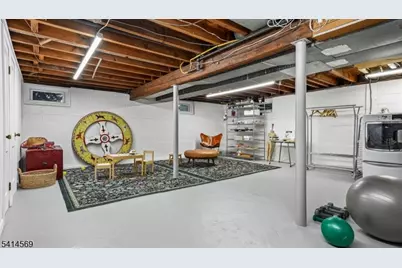 398 Grove St, Montclair, NJ 07043 - Photo 25