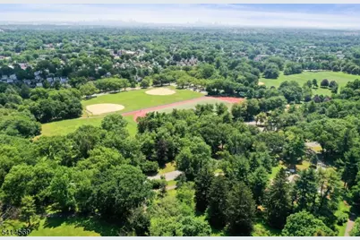 398 Grove St, Montclair, NJ 07043 - Photo 39