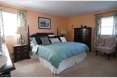 19 Berkeley Ter, Livingston, NJ 07039 - Photo 13