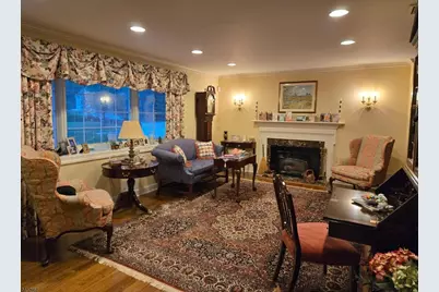 19 Berkeley Ter, Livingston, NJ 07039 - Photo 7