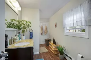 21 Lawrence St, Bloomfield, NJ 07003 - Photo 7