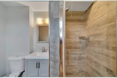 21 Lawrence St, Bloomfield, NJ 07003 - Photo 13