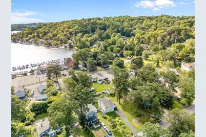 19 W River Styx Rd, Hopatcong, NJ 07843 - Photo 47