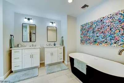 76 E Lake Rd, Kinnelon, NJ 07405 - Photo 25