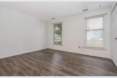 107 Huckleberry Ct, Readington, NJ 08887 - Photo 5