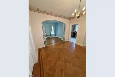 239 Washington Pl, Hasbrouck Heights, NJ 07604 - Photo 3