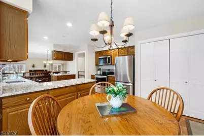 35 Roberts Cir, Bernards Township, NJ 07920 - Photo 13