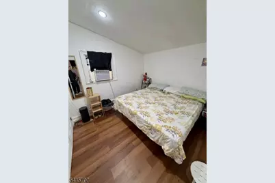 24 Hollywood Ave, Hillside, NJ 07205 - Photo 13