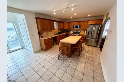 24 Hollywood Ave, Hillside, NJ 07205 - Photo 7