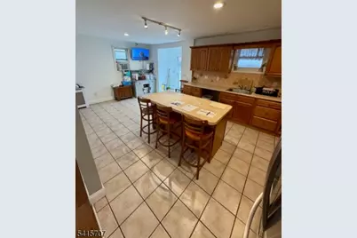 24 Hollywood Ave, Hillside, NJ 07205 - Photo 9